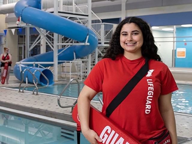 Louisville Metro Lifeguard
Louisville Metro Government recently reduced the minimum age ro be a lifeguard to 15 years old. Monitor pools and water parks in Louisville to maintain safety while working in your swimwear.