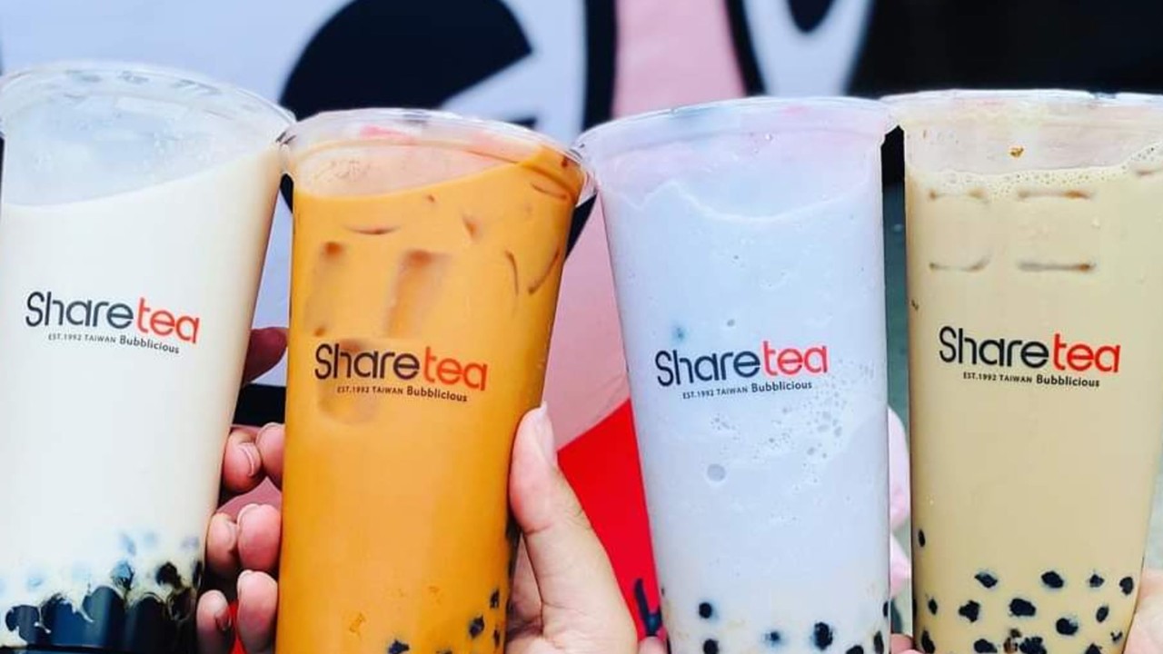 ShareTea
3333 Bardstown Rd Suite 5 | 13210 Shelbyville RdShareTea has been in the boba business for over 30 years with international experience, giving them time to perfect their boba drinks. Whether you order a classic milk tea or something more experimental like their strawberry matcha with sakura boba, you will never be disappointed. They even offer catering if you want to elevate your event and wow your guests with delicious teas!