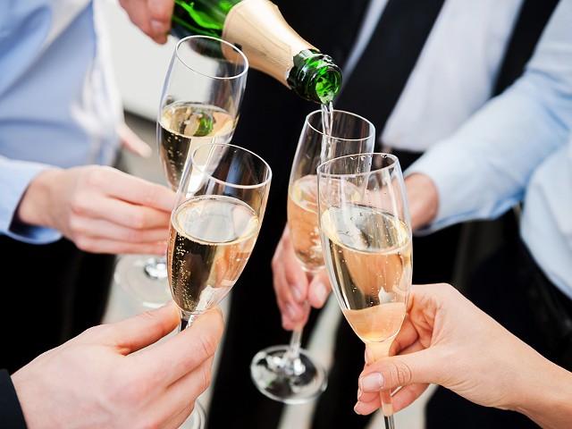 7 Affordable Sparkling Wines, Plus A Quick Guide To Splurging On The Good Stuff