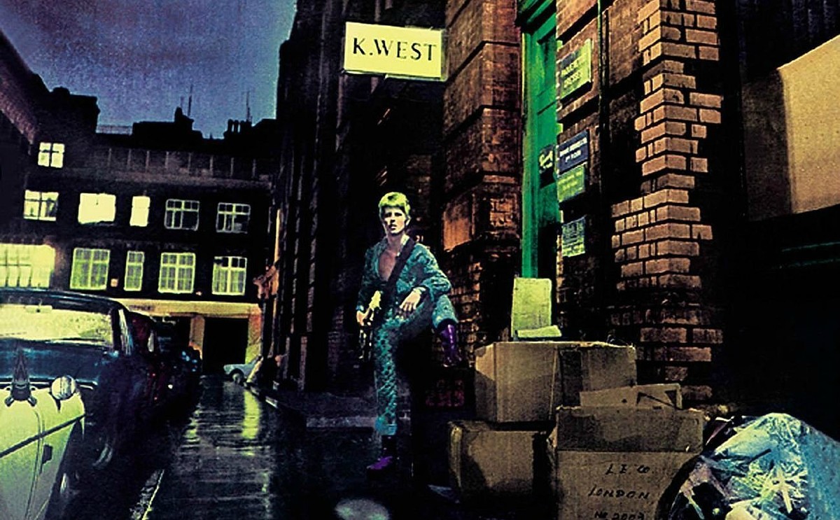 Listen: Stream the digitally remastered reissue of "TRAFOZSATSFM: A Louisville Is For Lovers Tribute To Ziggy Stardust" originally released in 2008