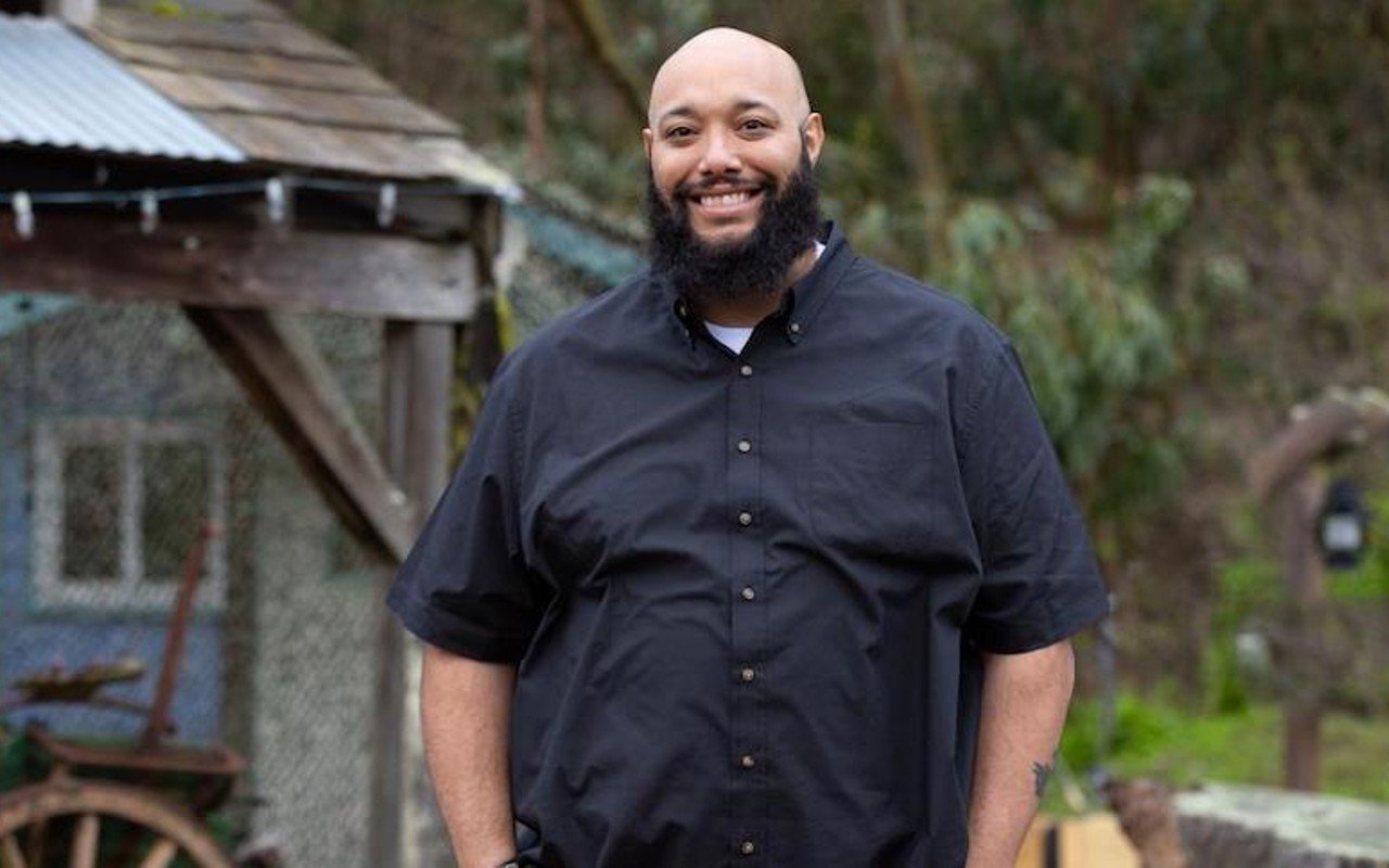 Owner of Four Pegs Smokehouse and Bar Chris WIlliams appears on Food Network's "BBQ Brawl."