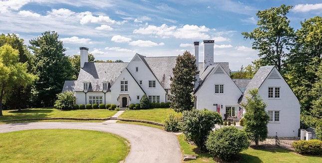 PHOTOS: Shady Brook Estate Overlooks The Ohio River With Landscaping By Olmsted Brothers