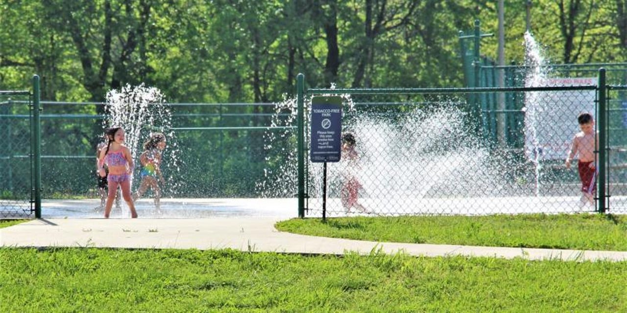 Fairdale Pool 
709 Fairdale Rd 
This public pool is located in Nelson Hornbeck Park. Admission is $2 for 17 and under and $3 for 18 and over. Remember a form of photo identification! 
Photo via  Louisville KY Government Website 