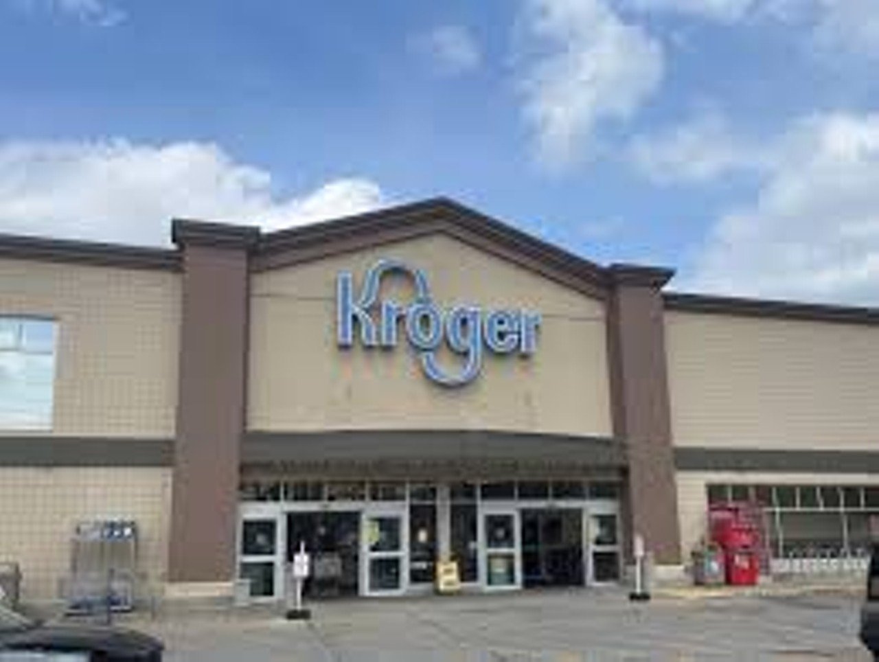 Third Street Kroger
Nickname: Panhandler Kroger, On the way to Vietnam Kitchen Kroger
Many love this Kroger for what it is. It’s easy to get in and out quickly, but it’s not a huge store.