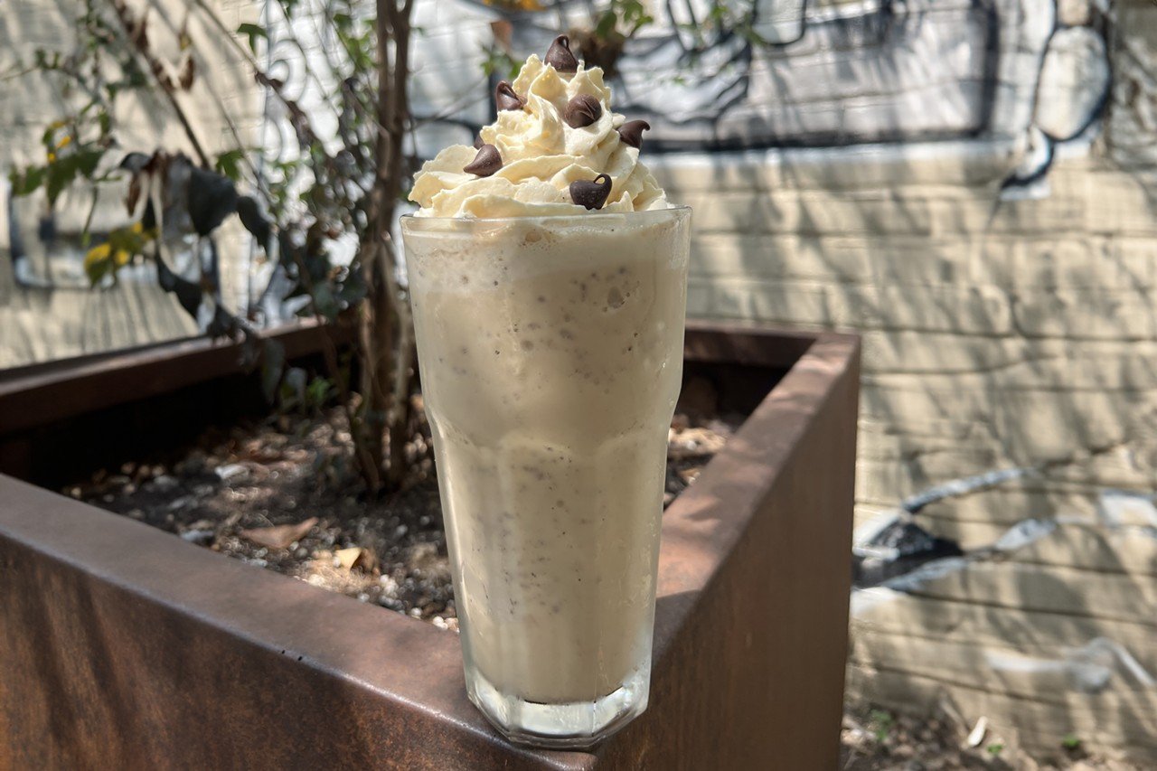 Pumpkin Chocolate ChipSafai CoffeePumpkin and chocolate chips blended into a frozen latte, topped with pumpkin whip cream and chocolate chips.