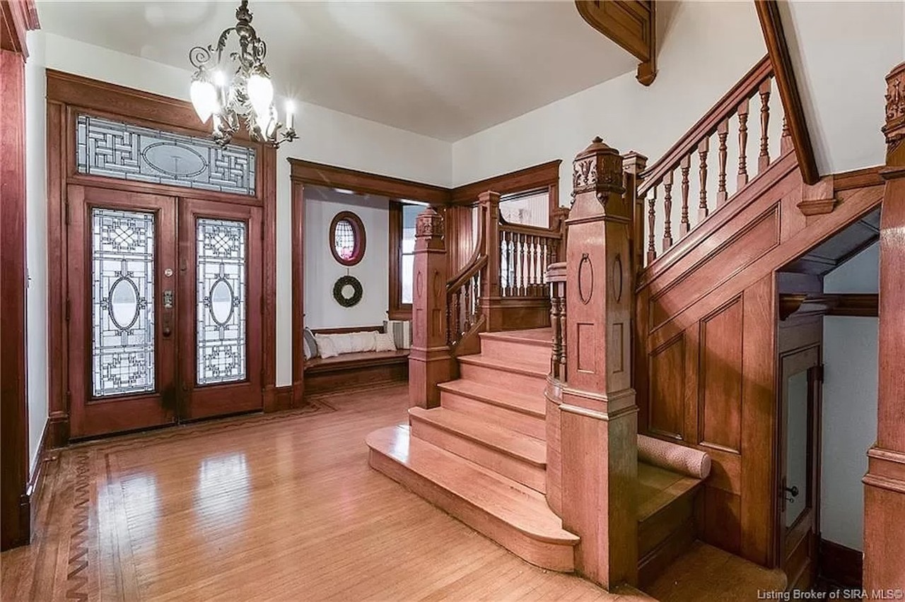 This Historic Queen Anne Mansion In Jeffersonville Towers Over Its New Build Neighbors [PHOTOS]