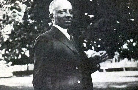 A portrait of Carter G. Woodson in the 1923 edition of West Virginia Collegiate Institute's El Ojo yearbook.  |  Public Domain.