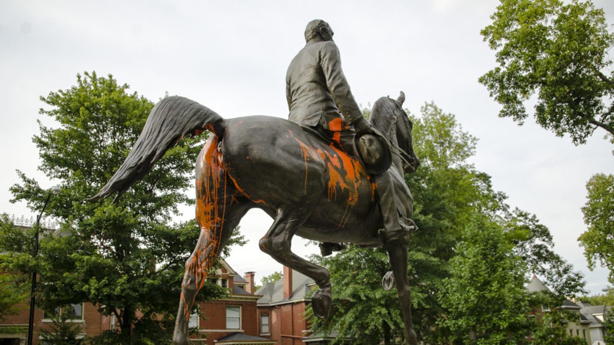 The John B. Castleman statue in Cherokee Triangle. (photo by Nik Vechery)